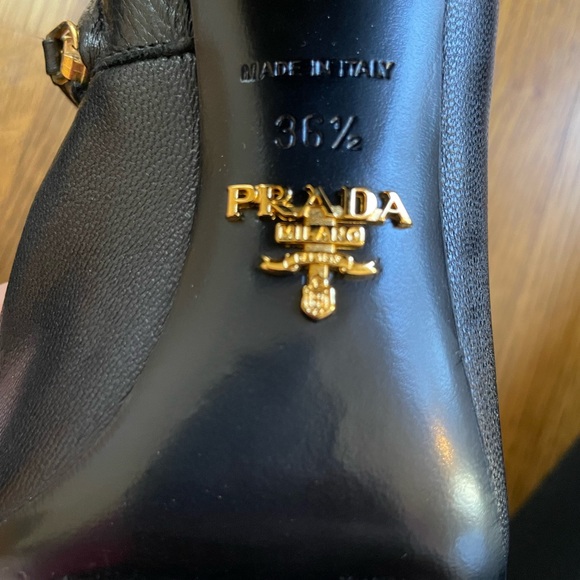 Prada ankle boots size 36.5 with dust bag - Picture 7 of 7